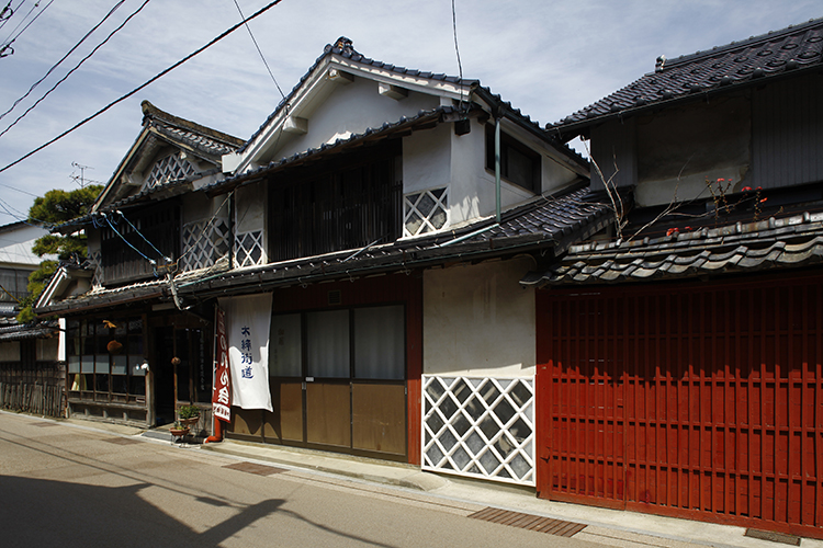 Momen Kaido,or “Cotton Road”